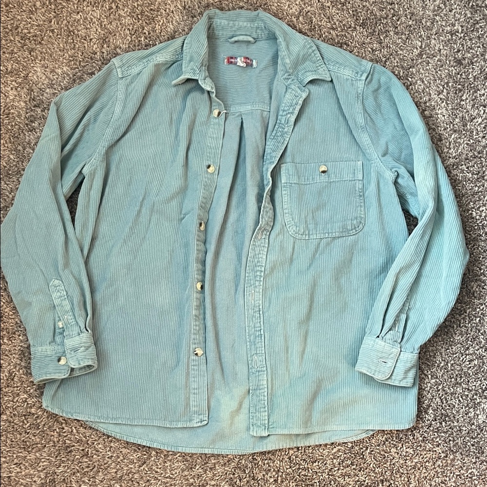 🎉 3 for $25 🎉 Urban Outfitters Textured Blue Shirt